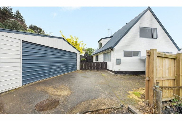 Photo of property in 6 Herald Way, Welcome Bay, Tauranga, 3112