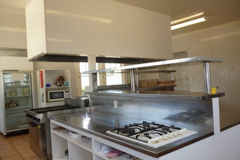 Photo of property in 6 Princes Street, Hawera, 4610