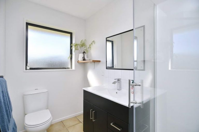 Photo of property in 9 Parkinson Place, Woodend, 7610