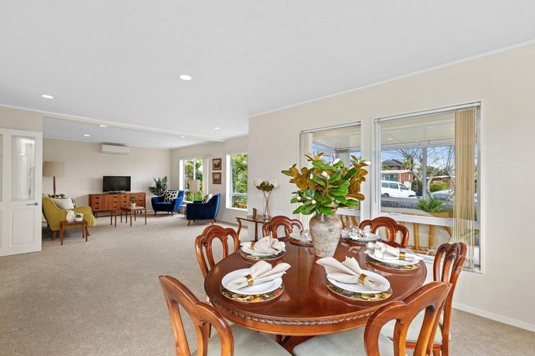 Photo of property in 2/21 Watea Road, Torbay, Auckland, 0630