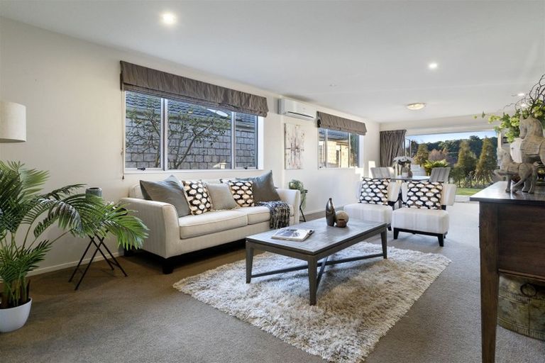 Photo of property in 39 Scoria Close, Pyes Pa, Tauranga, 3112