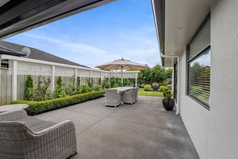 Photo of property in 425 Mangorei Road, Highlands Park, New Plymouth, 4312