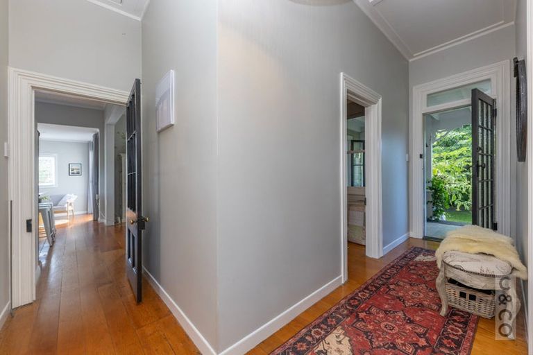 Photo of property in 76 Awaroa Road, Helensville, 0800