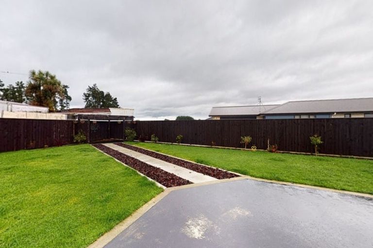 Photo of property in 15 George Street, Bulls, 4818