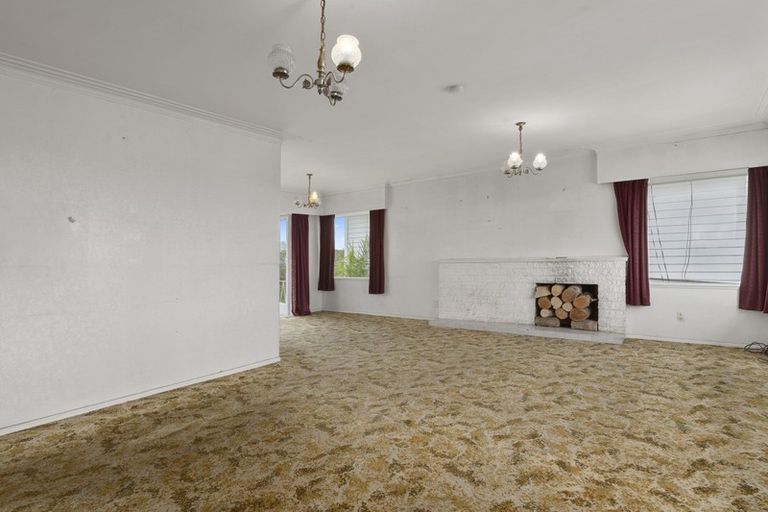 Photo of property in 100 Sylvan Avenue, Northcote, Auckland, 0627