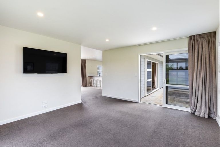 Photo of property in 12 Windsor Street, Richmond Heights, Taupo, 3330