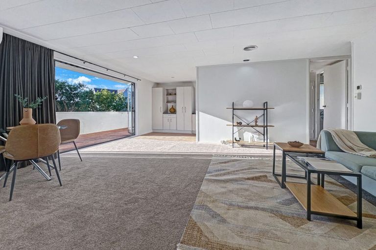 Photo of property in 6 Mataura Place, Clover Park, Auckland, 2019