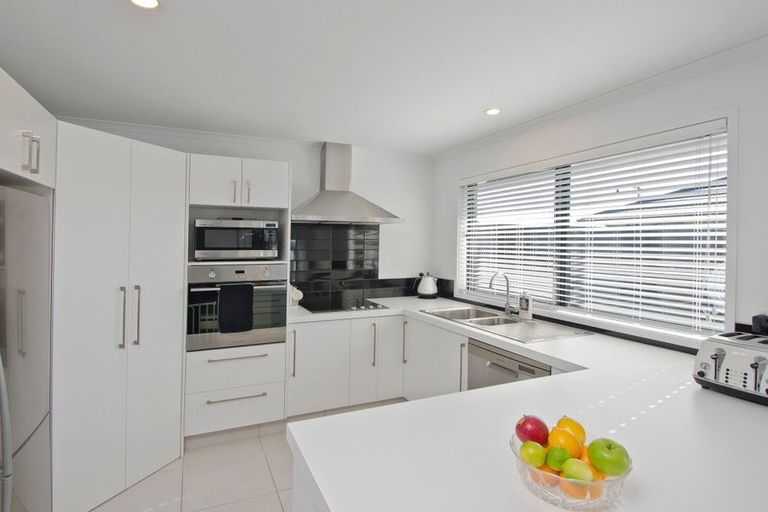 Photo of property in 39 Rainey Crescent, Papamoa Beach, Papamoa, 3118