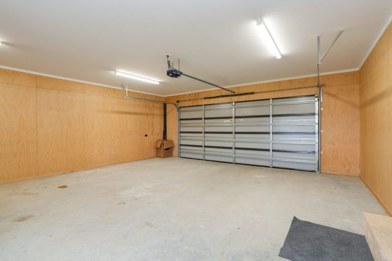 Photo of property in 38 Macandrew Street, Otautau, 9610