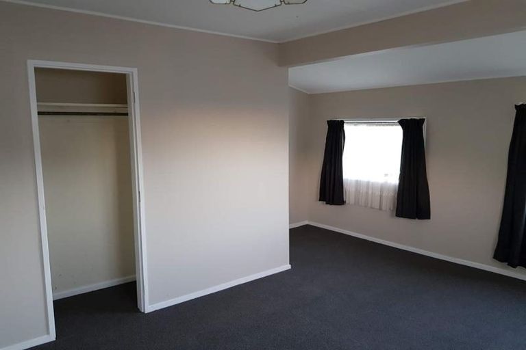 Photo of property in 21 Dahlstrom Grove, Kelvin Grove, Palmerston North, 4414