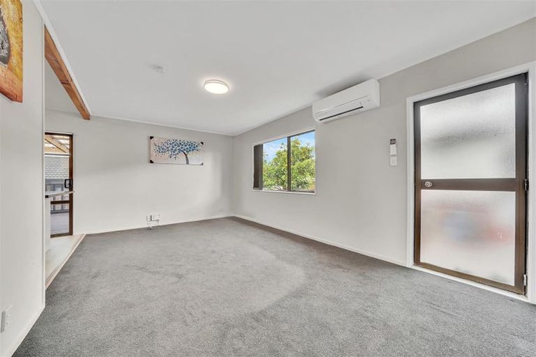 Photo of property in 2/24 Norrie Smith Avenue, Flat Bush, Auckland, 2023