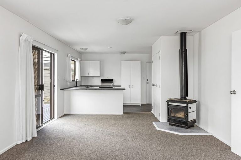 Photo of property in 2/63 Rodney Street, Wellsford, 0900