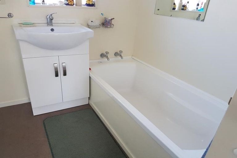 Photo of property in 25 Richard Street, Titahi Bay, Porirua, 5022