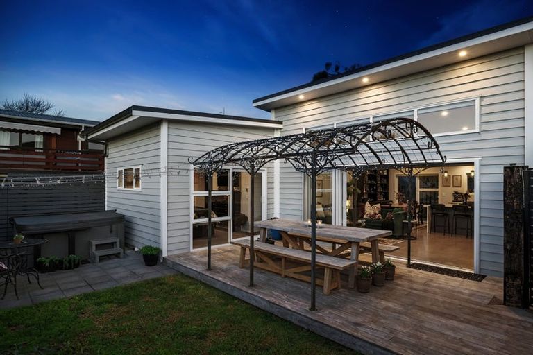 Photo of property in 15b Winton Street, Paraparaumu Beach, Paraparaumu, 5032