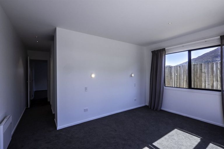 Photo of property in 12 Teal Place, Lake Hawea, Wanaka, 9382