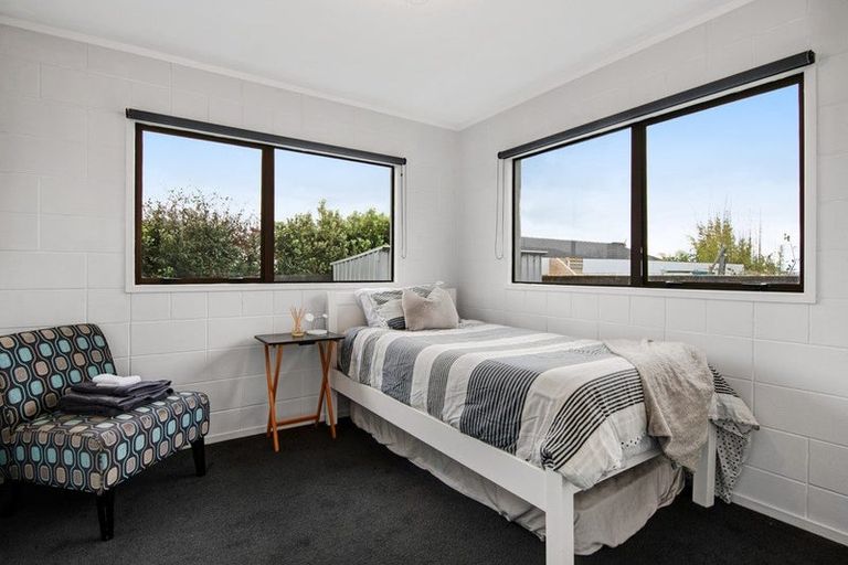 Photo of property in 23a Rosario Crescent, Red Beach, 0932