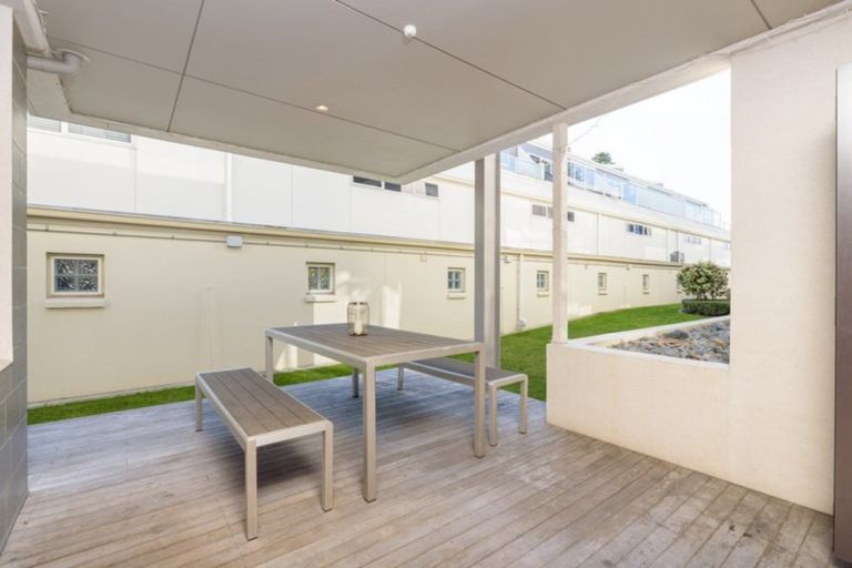 Photo of property in Vivaldi Apartments, 5/48 Marine Parade, Mount Maunganui, 3116