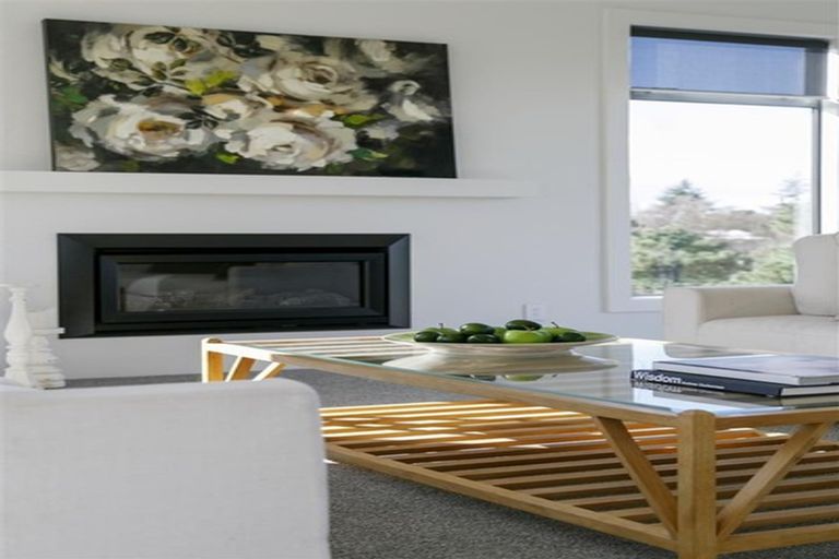 Photo of property in 47 Botanical Heights Drive, Waipahihi, Taupo, 3330