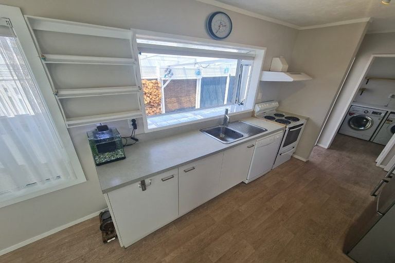 Photo of property in 4 Delaware Grove, Totara Park, Upper Hutt, 5018