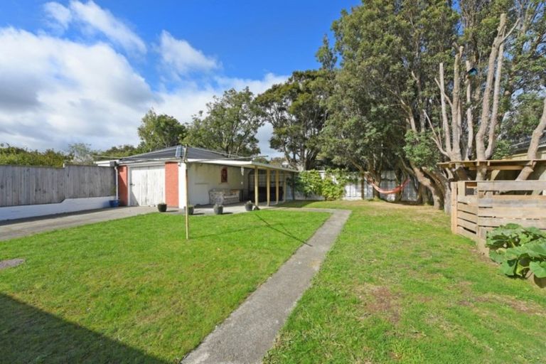 Photo of property in 1172 Taita Drive, Taita, Lower Hutt, 5011