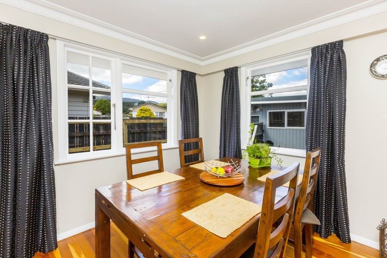 Photo of property in 112 Clouston Park Road, Clouston Park, Upper Hutt, 5018