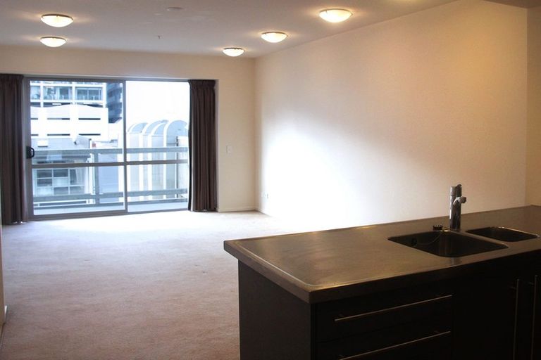 Photo of property in Sol Apartments, 11/37 Jessie Street, Te Aro, Wellington, 6011