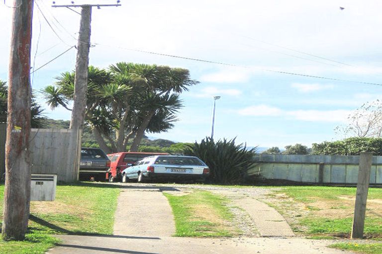 Photo of property in 16 Kea Grove, Elderslea, Upper Hutt, 5018