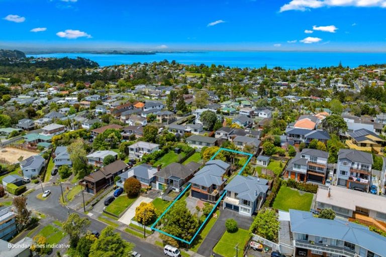 Photo of property in 3 Hepper Street, New Lynn, Auckland, 0600
