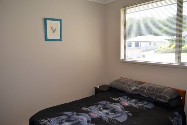 Photo of property in 16 Rochfort Crescent, Pyes Pa, Tauranga, 3112
