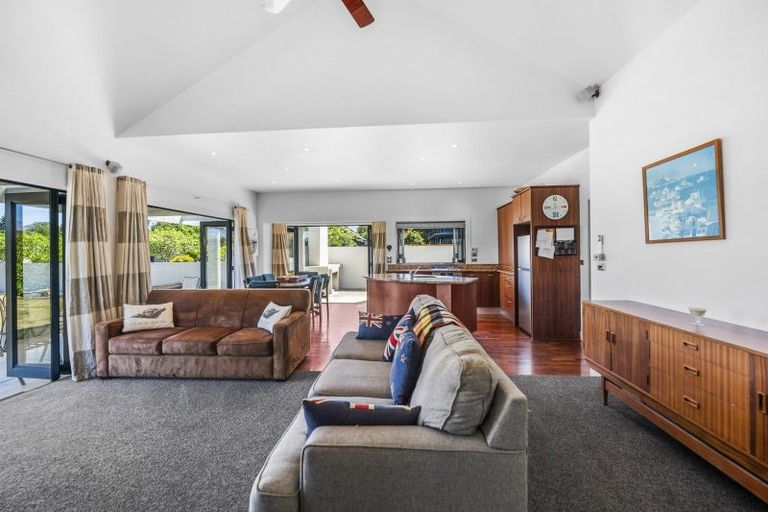 Photo of property in 1 Antonia Place, Kinloch, Taupo, 3377