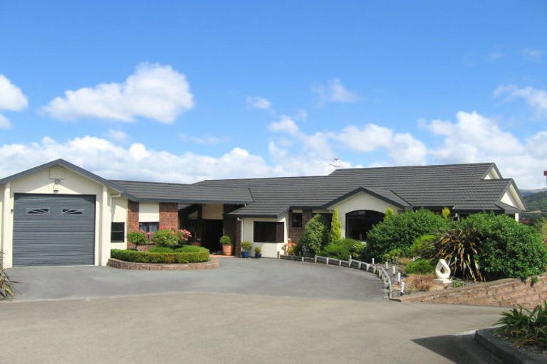 Photo of property in 17 Vernon Grove, Brown Owl, Upper Hutt, 5018