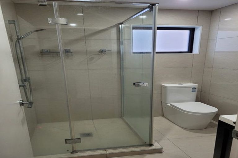 Photo of property in 22 Pomaria Road, Henderson, Auckland, 0610