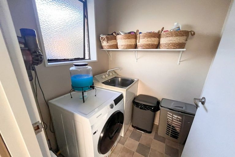 Photo of property in 2/41 Beauford Place, Parklands, Christchurch, 8083