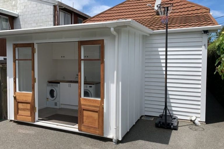 Photo of property in 21 Vienna Street, Waltham, Christchurch, 8023