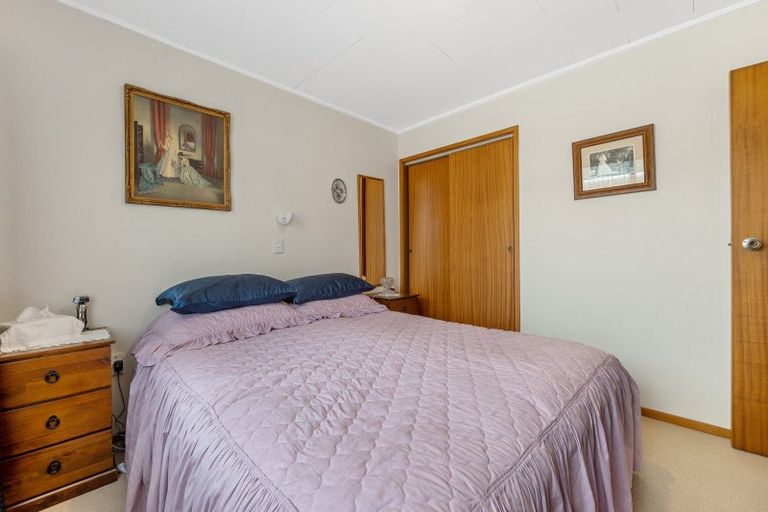 Photo of property in 1/12 Hori Street, Vogeltown, New Plymouth, 4310