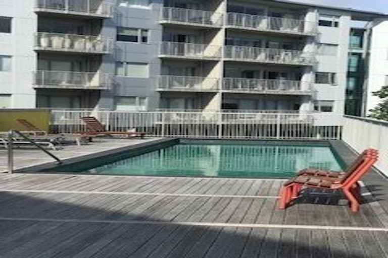 Photo of property in Shoal Haven Apartments, 112a/130 Anzac Street, Takapuna, Auckland, 0622