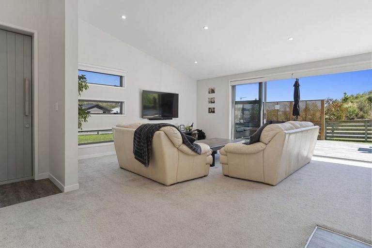 Photo of property in 259 Lakes Boulevard, Pyes Pa, Tauranga, 3112