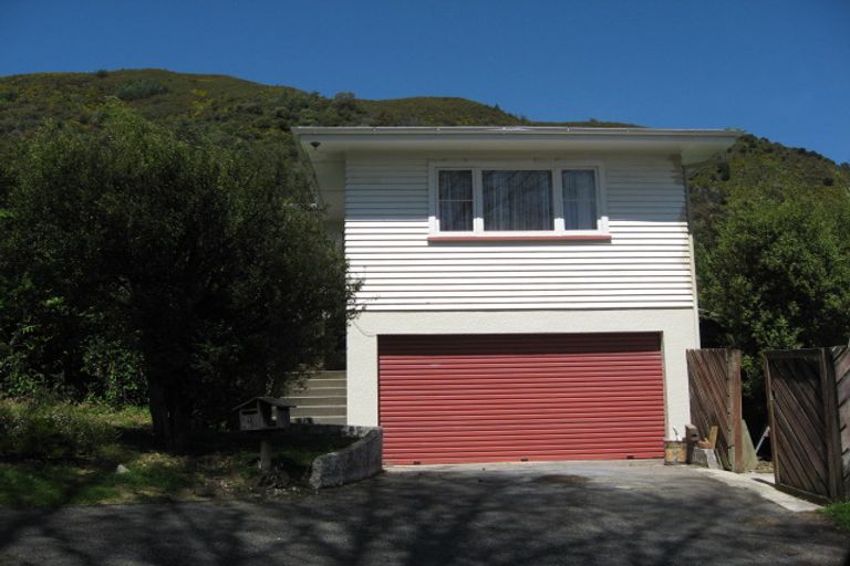 Photo of property in 34 South Terrace, Picton, 7220