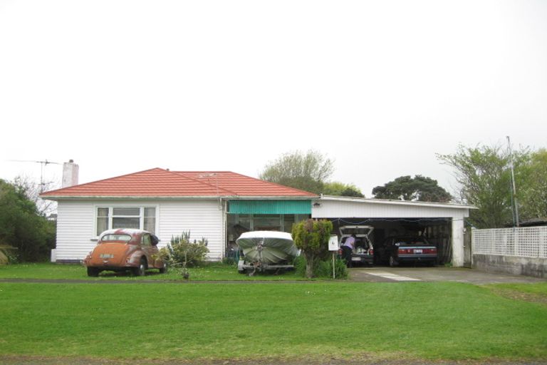 Photo of property in 6 Grey Street, Waitara, 4320