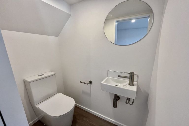 Photo of property in 2/95 Linwood Avenue, Linwood, Christchurch, 8011