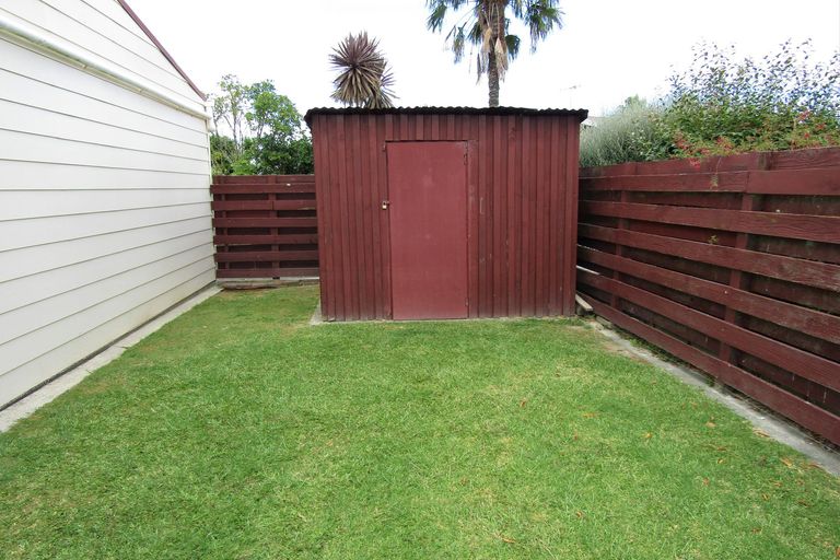 Photo of property in 20 Tawhara Place, Edgecumbe, 3120