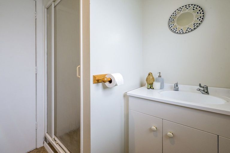 Photo of property in 10 Gardener Street, Levin, 5510