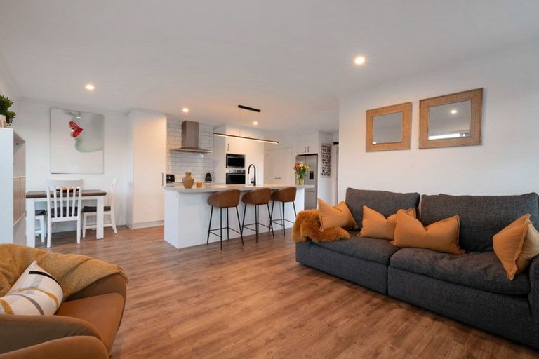 Photo of property in 6 Melonette Way, Ohauiti, Tauranga, 3112