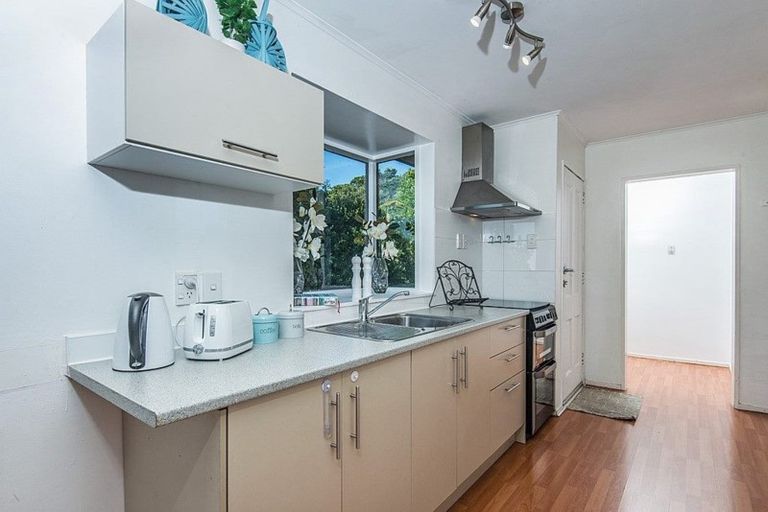 Photo of property in 131 Helston Road, Paparangi, Wellington, 6037