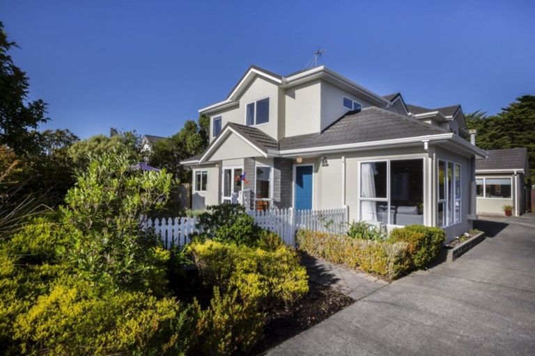 Photo of property in 13a Westridge, Camborne, Porirua, 5026