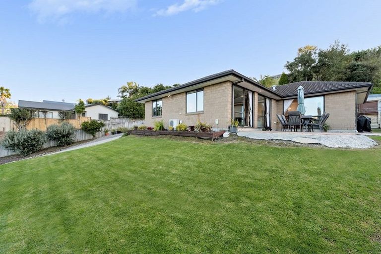 Photo of property in 31 Bateleur Close, Welcome Bay, Tauranga, 3112