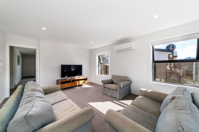 Photo of property in 46 Marbleleaf Lane, Albert Town, Wanaka, 9305