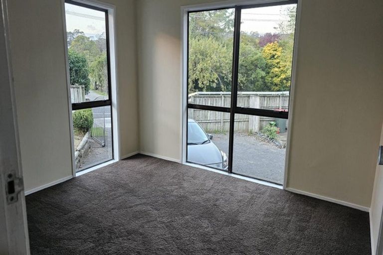 Photo of property in 82 Glen Road, Ranui, Auckland, 0612