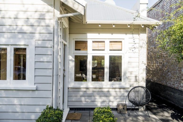 Photo of property in 6 Albert Street, Saint Clair, Dunedin, 9012