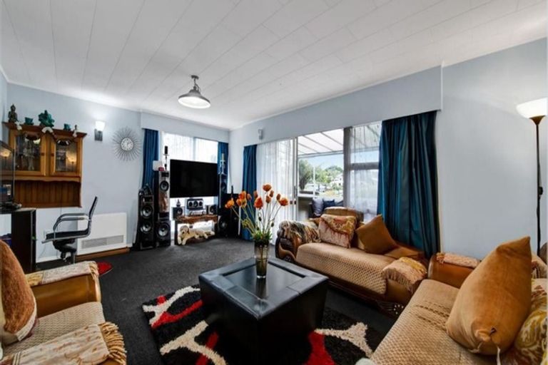 Photo of property in 162 Omata Road, Blagdon, New Plymouth, 4310